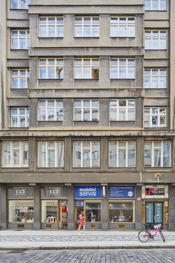 Appartement Minimalist On Wenceslas Square By Days